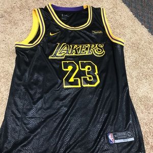 BRAND NEW! In game Lebron James Jersey!